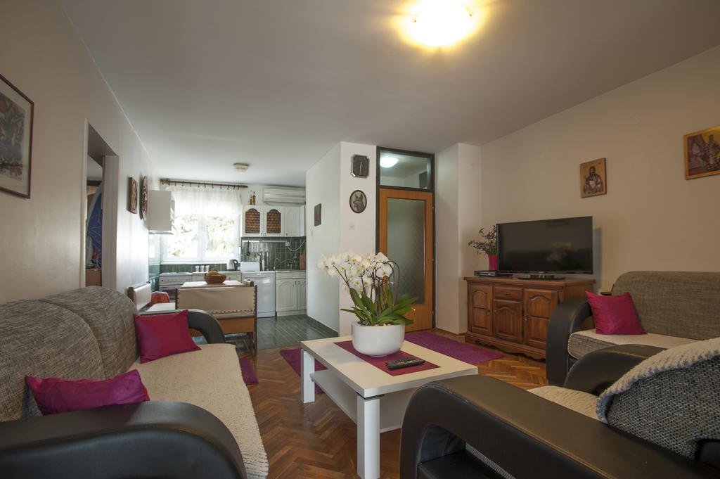 בודווה Apartman Mina מראה חיצוני תמונה